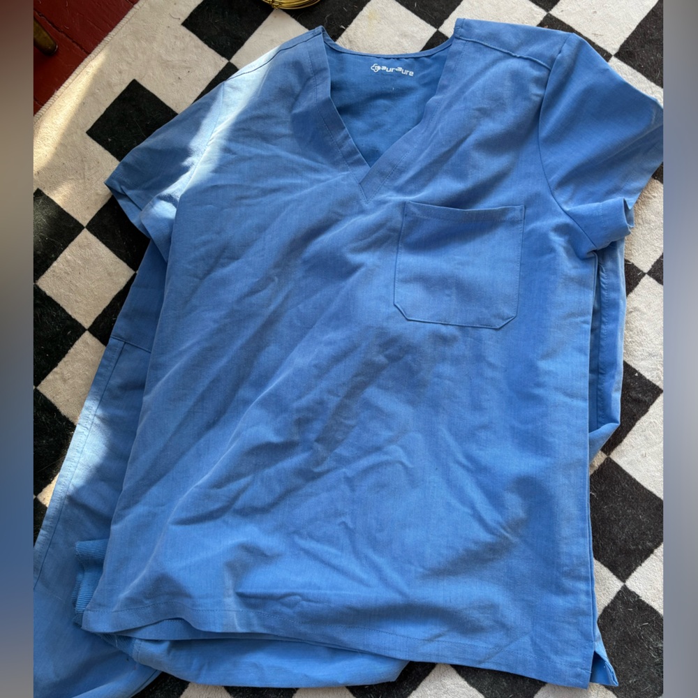 Blue scrub set